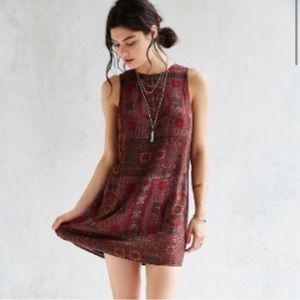 Ecoté Medallion Backless Dress